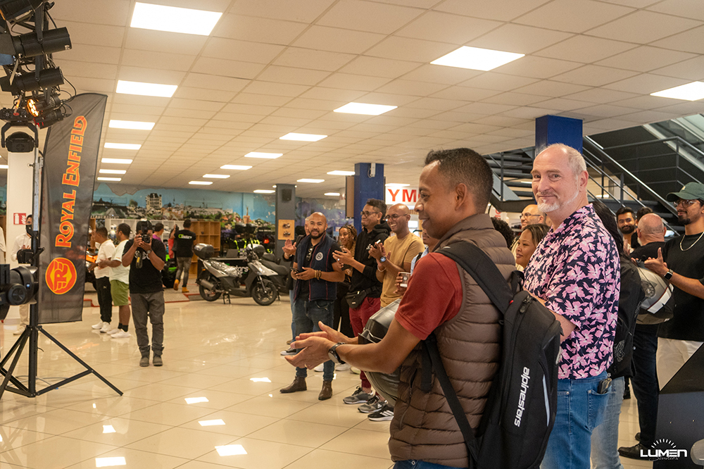 Royal Enfield Madagascar CTMotors Madagascar Lumen Studios Madagascar couverture photo et vidéo