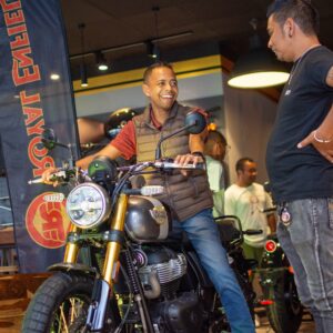 Royal Enfield CTMotors Lumen Studios Madagascar Couverture photo et vidéo